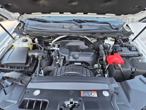 Used 2019 Ford Ranger Lariat w/ Equipment Group 501A Mid image 13