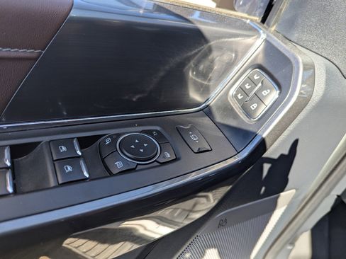 Used 2022 Ford F150 Lariat w/ Max Trailer Tow Package image 29