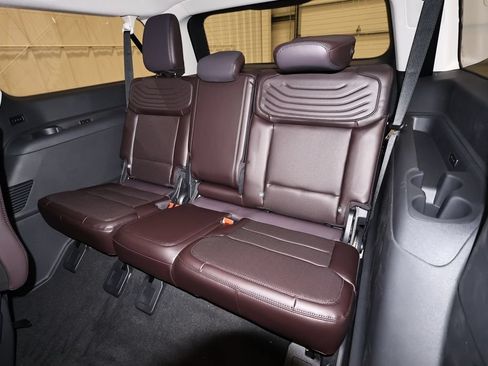 New 2026 Ford Expedition Max Platinum w/ Platinum Ultimate Package AWD/4WD image 17
