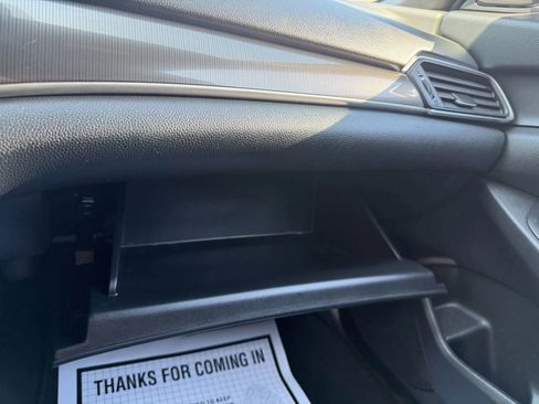 Used 2019 Honda Accord Sport image 8