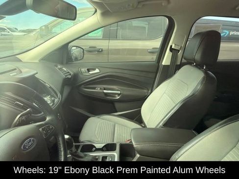 Used 2017 Ford Escape Titanium AWD/4WD image 9