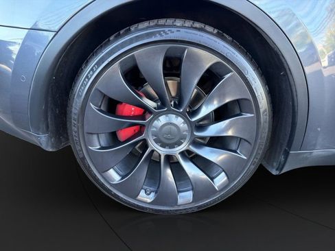 Used 2022 Tesla Model Y Performance image 23