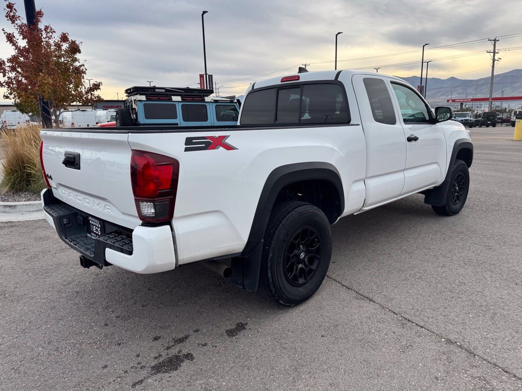 Used 2022 Toyota Tacoma SR w/ SX Package AWD/4WD image 6