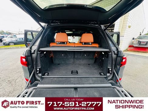 Used 2022 BMW X7 M50i w/ Executive Package image 28