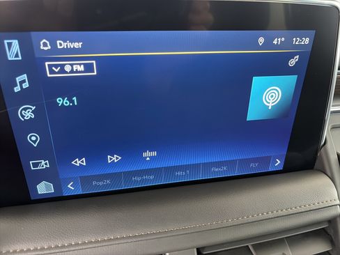 Certified 2023 Chevrolet Suburban High Country image 29