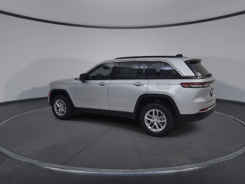 New 2026 Jeep Grand Cherokee Laredo X AWD/4WD image 10