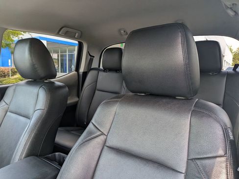 Used 2023 Toyota Tacoma SR5 RWD image 15