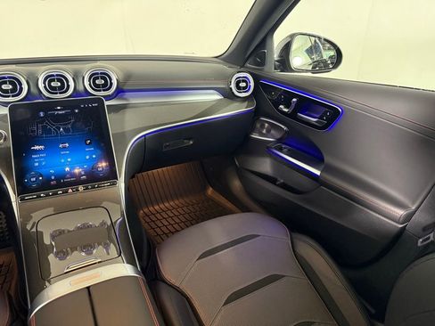 Used 2024 Mercedes-Benz C 63 AMG S image 22