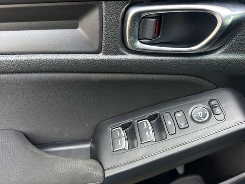 Used 2025 Honda Civic Sport image 11