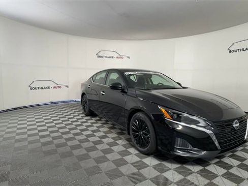 New 2025 Nissan Altima 2.5 SV w/ SV Special Edition Package image 2