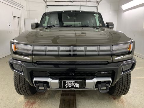 New 2025 GMC Hummer EV 2X image 2