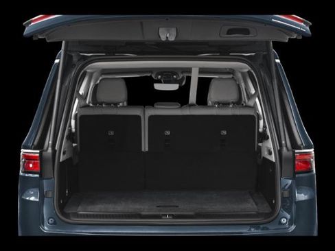 Certified 2024 Jeep Wagoneer L Series II w/ Flexible Seating Group RWD image 8