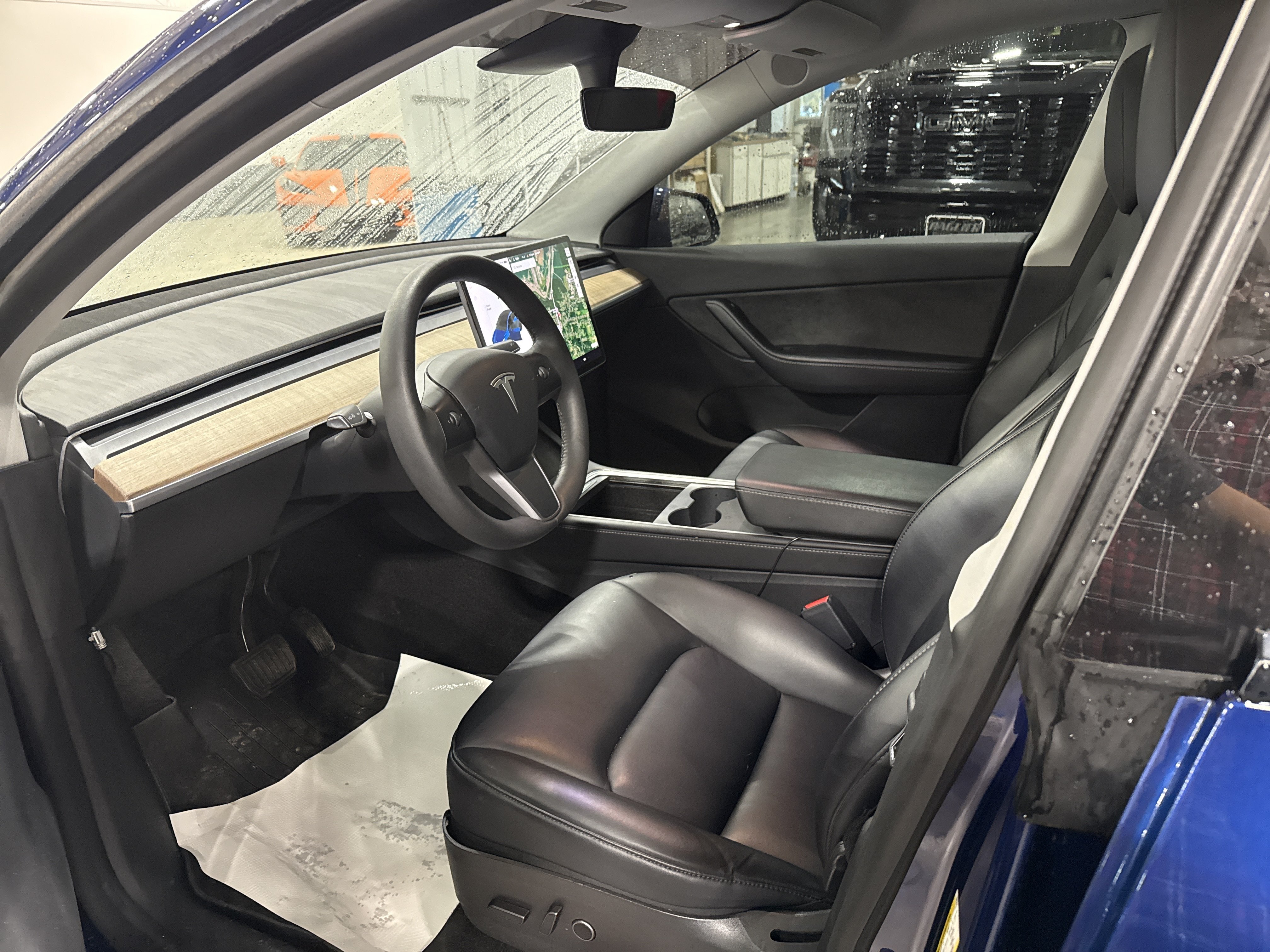 Used 2021 Tesla Model Y Long Range AWD/4WD image 7