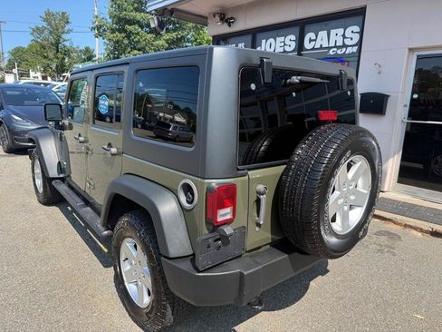 Used 2015 Jeep Wrangler Unlimited Sport w/ Quick Order Package 24S AWD/4WD image 2
