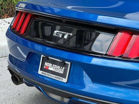 Used 2017 Ford Mustang GT Premium w/ GT Performance Package RWD image 28