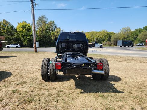 New 2026 RAM 5500 Laramie image 24