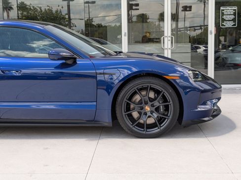 New 2025 Porsche Taycan GTS AWD/4WD image 11
