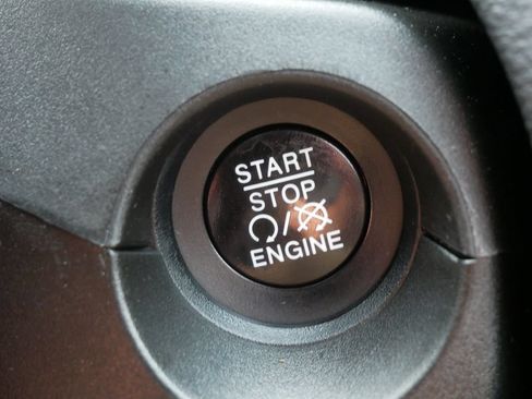 Used 2018 Jeep Compass Latitude w/ Popular Equipment Group AWD/4WD image 21