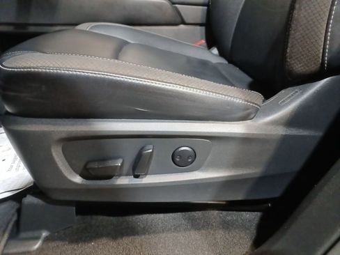 Used 2024 Nissan Pathfinder SL image 14