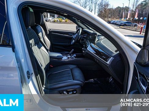 Used 2023 BMW 540i w/ Executive Package image 23
