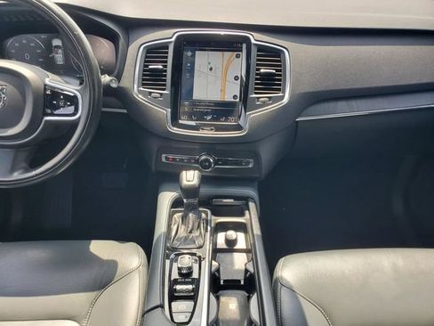 Used 2020 Volvo XC90 T6 Momentum w/ Protection Package AWD/4WD image 31