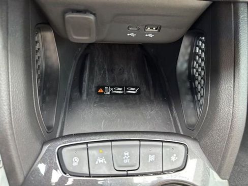 Used 2025 Chevrolet TrailBlazer ACTIV w/ Convenience Package image 18