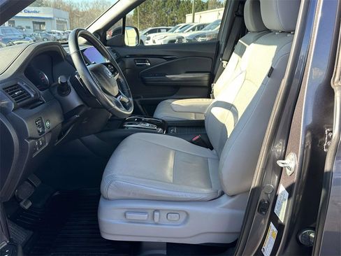 Certified 2021 Honda Passport Elite image 4