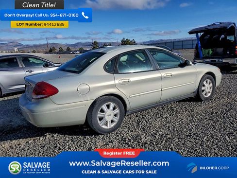 Used 2005 Ford Taurus SEL image 4