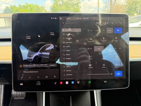Used 2018 Tesla Model 3 Long Range AWD/4WD image 37