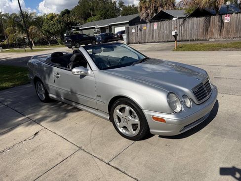 Used 2002 Mercedes-Benz CLK 55 AMG Cabriolet image 15