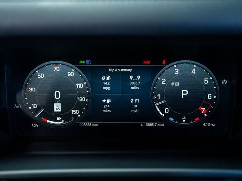 Used 2025 Land Rover Defender 110 X image 47