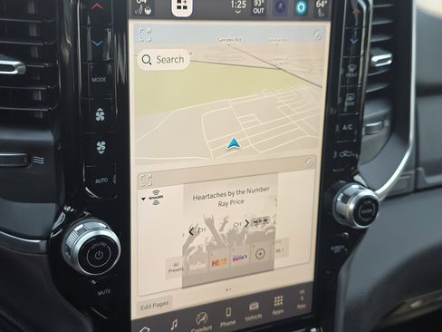 New 2025 RAM 1500 Big Horn AWD/4WD image 32