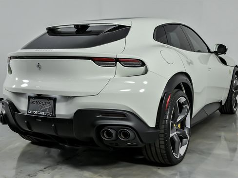 Used 2025 Ferrari Purosangue image 12