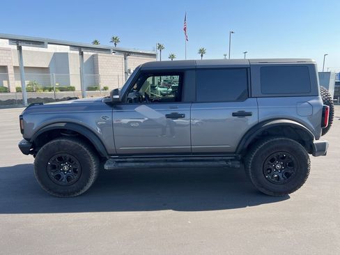 Used 2022 Ford Bronco Wildtrak image 8