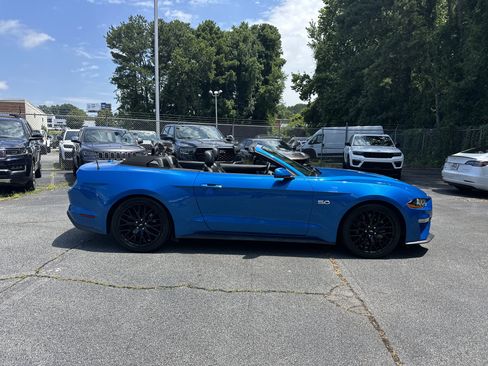 Used 2019 Ford Mustang GT Premium w/ GT Performance Package RWD image 10