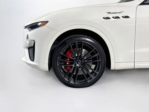 Used 2022 Maserati Levante Modena S AWD/4WD image 25
