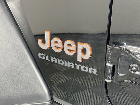 Used 2021 Jeep Gladiator Mojave image 28