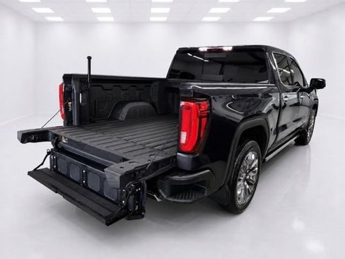 Used 2024 GMC Sierra 1500 Denali w/ Denali Reserve Package AWD/4WD image 9