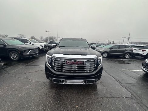 Used 2022 GMC Sierra 1500 Denali image 8
