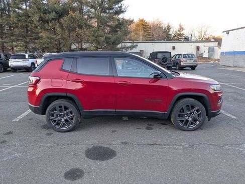 New 2026 Jeep Compass Limited image 4