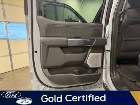 Certified 2026 Ford F450 Platinum w/ FX4 Off-Road Package AWD/4WD image 26