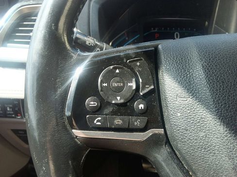 Used 2018 Honda Odyssey Elite image 23