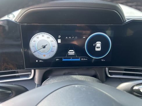 New 2026 Hyundai Elantra Limited image 12