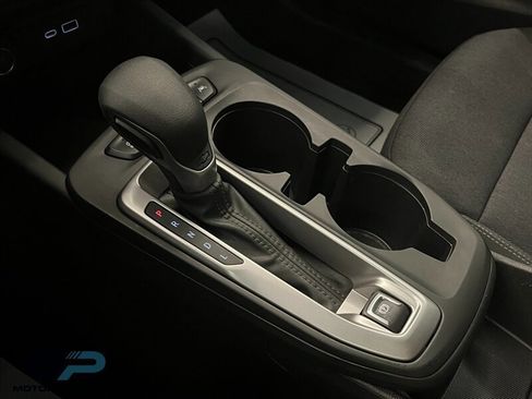 Used 2024 Chevrolet Trax LS w/ LS Convenience Package image 17