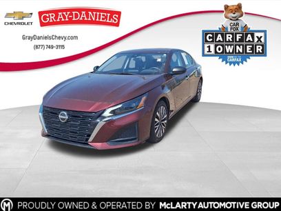 Used 2024 Nissan Altima 2.5 SV