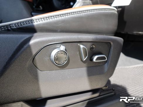 Used 2025 GMC Sierra 2500 Denali Ultimate image 70