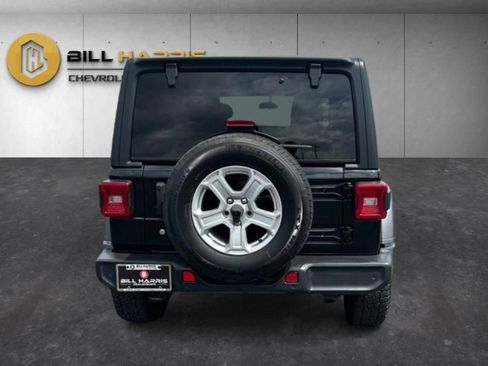 Used 2019 Jeep Wrangler Unlimited Sport S AWD/4WD image 6