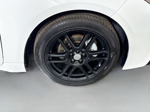 Used 2020 Toyota Corolla SE image 32