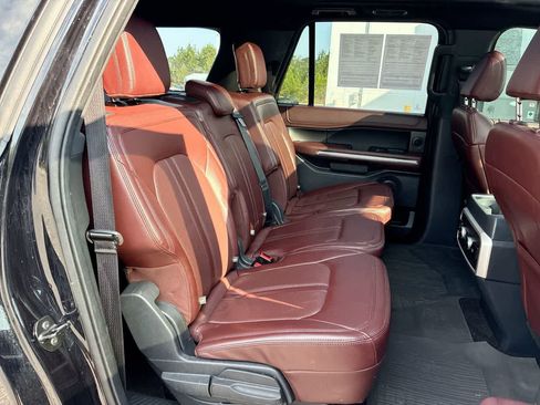 Used 2023 Ford Expedition Max Limited AWD/4WD image 28