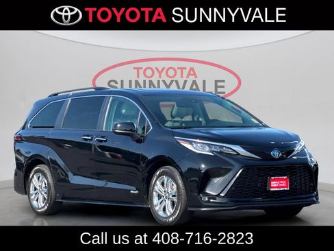 Certified 2021 Toyota Sienna XSE AWD/4WD image 11